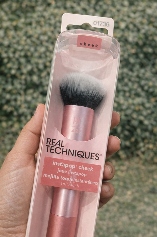 Real Techniques Insta Pop Cheek Brush