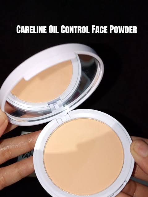 Oil Control Pressed Face Powder By Careline For Light Beige Skin-tone