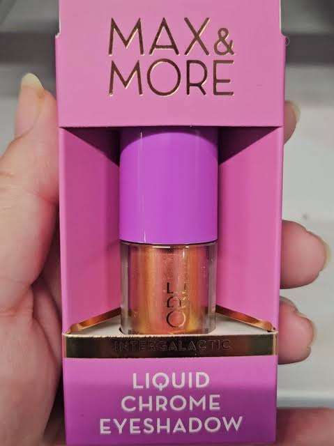 Max and More Liquid Chrome Eyeshadow