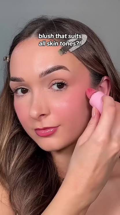 W7 Cheeky Dip Liquid Blusher Thrill Seeker