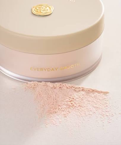 Olcay Gulsen Everyday Smooth Face Powder