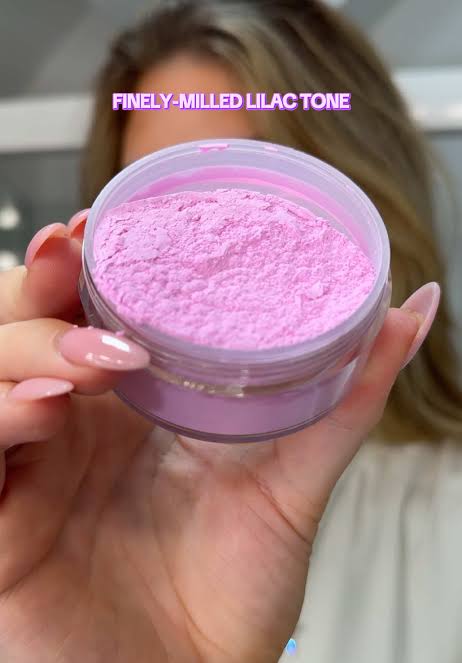 W7 Violet Blur Loose Powder