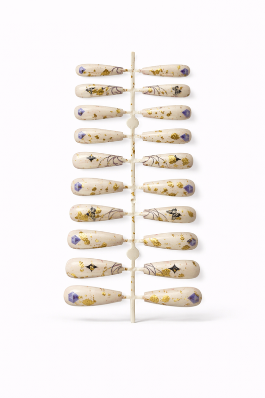 Nails Strip